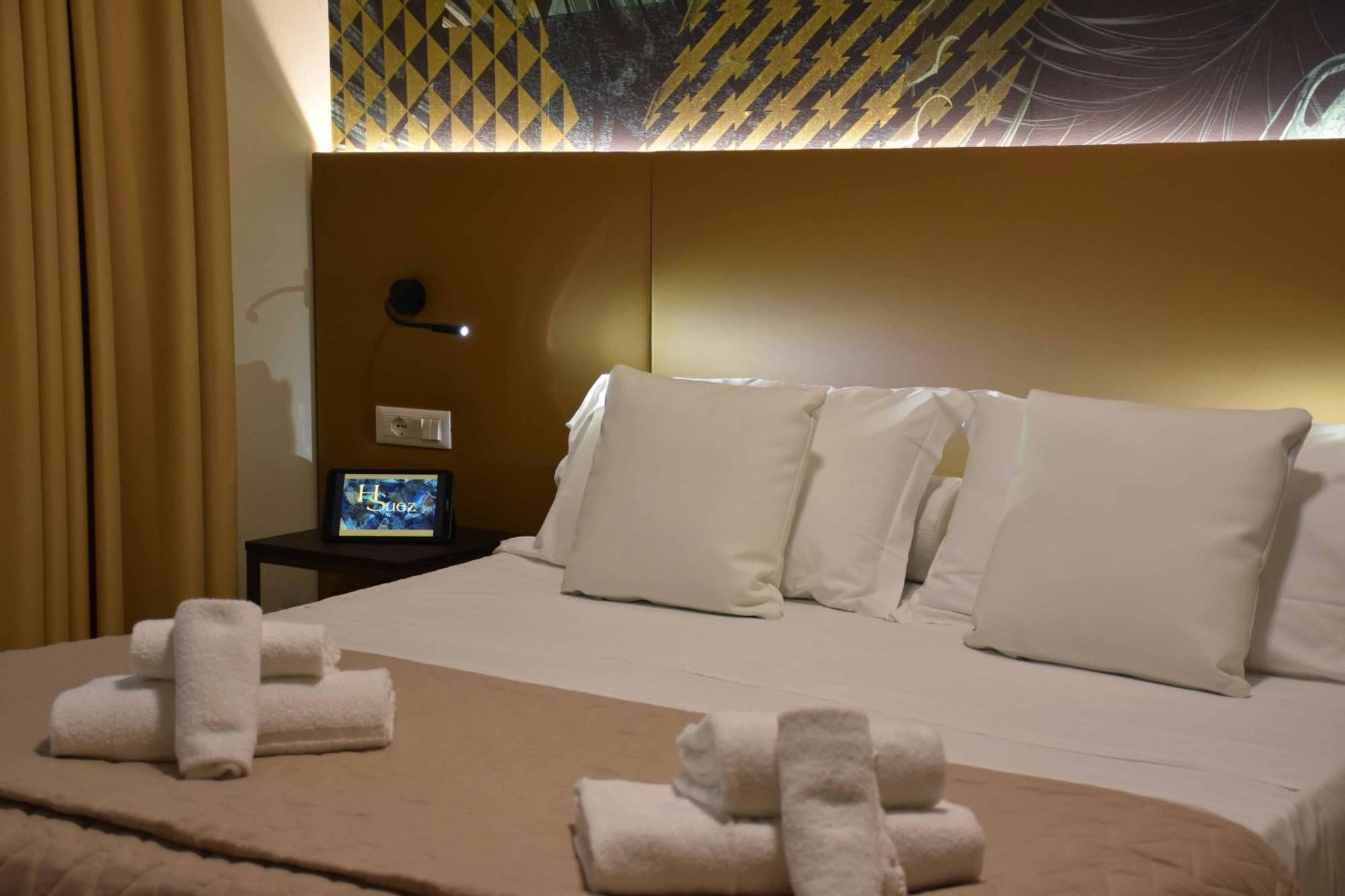 Suez Hotel