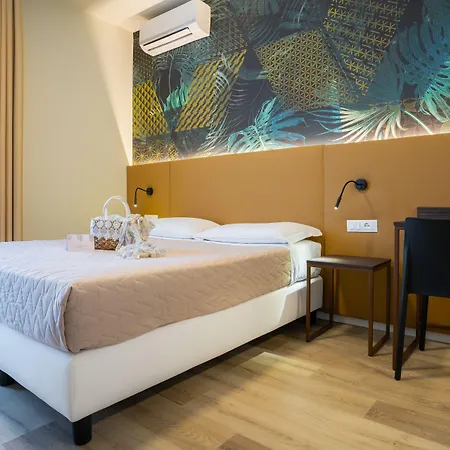 Hotel Suez 3*